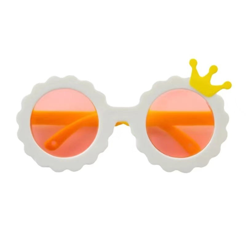 Round Sunglasses with Crown